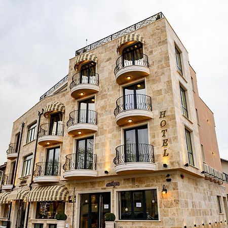 Antique Boutique Hotel 帕维尔巴尼亚 外观 照片